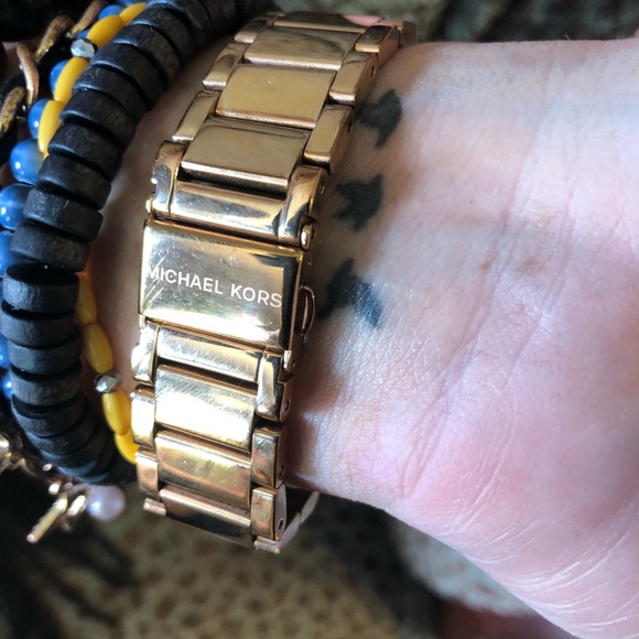 Michael Kors Watch - Picture 2 of 6